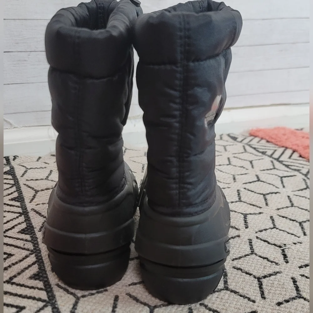 Sorel Kid's Cub Insulated Snow Boot in Black, sz 8